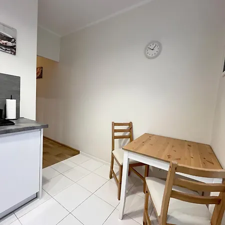 26 Centrum - Mieszkanie Dla 4 Osob 格丁尼亚